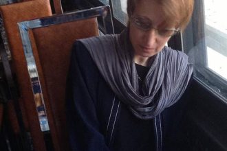 الأنثى / بقبد التبلّي