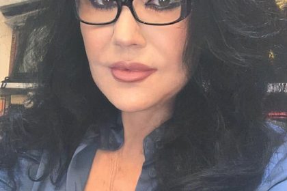 في لغزِ النَّحيب؟